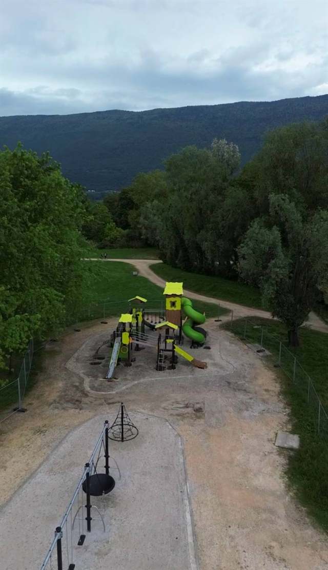 Structures & jeux — chantier RDJ Presta