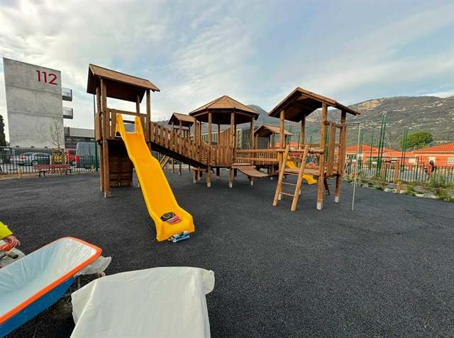 Structures & jeux — chantier RDJ Presta